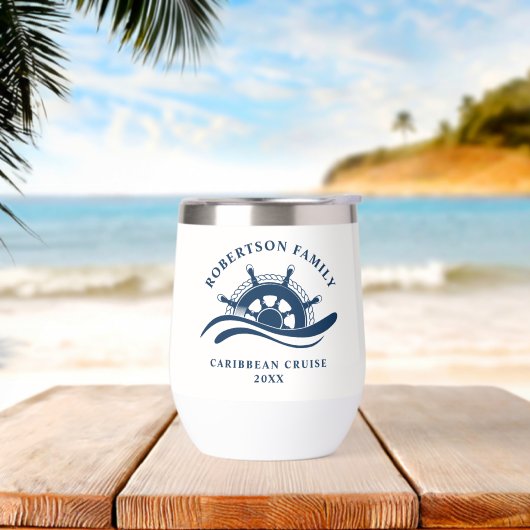 Bateau de croisière nautique de famille (Yoga)