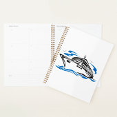 Bateau de croisière sur les vagues océaniques Voya