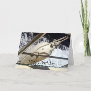 Bateau sur un bateau en mer Bonne carte d'annivers