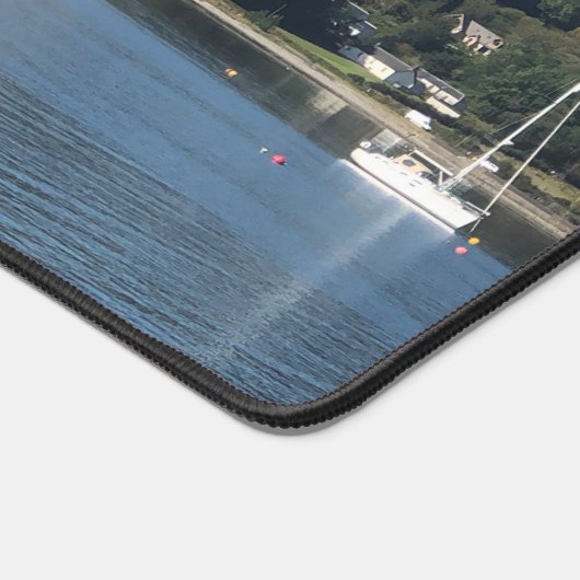 Bateaux à Kames Bay, île de Bute, Écosse sur une (Coin)