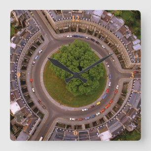 Bath, de Circus. Vierkante Klok