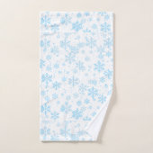 Bath Towels Blue Snowflakes Falling On White (Serviette à main)
