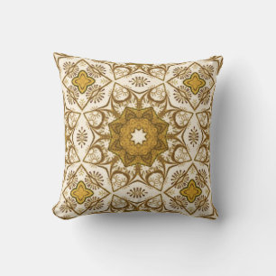 Batik Mandala Pattern Mustard Gold en Cream Kussen