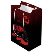 Batman Crimson Rain Medium Cadeauzakje (Voorkant Gekanteld)
