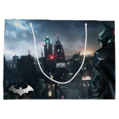 Batman Kijkt over Stad Large Cadeauzakje (Achterkant)