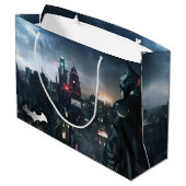 Batman Kijkt over Stad Large Cadeauzakje (Achterkant Gekanteld)