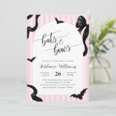 Bats and Bows Halloween Baby Shower Invitation (Debout devant)