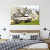 BATTLE TANK - M1 Abrams 32x48 Canvas Afdruk (Insitu (Slaapkamer))
