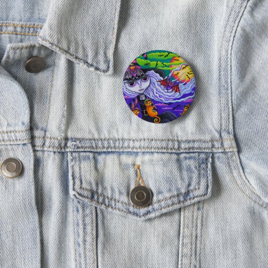 Batty Halloween Button (In situ)