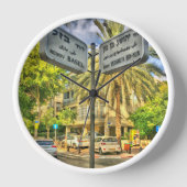 Bazel - Yeoshu'a Bin Nun Klok (Voorkant)