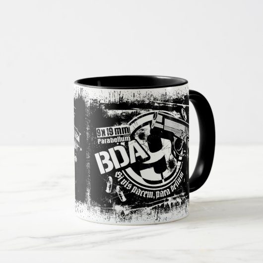 BDA 9 Mug (Devant droit)