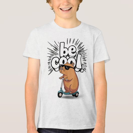 "Be Cool" Scooter Capybara Kinder T-shirt (Voorkant)