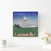Be Different, Be Free Wall Clock Vierkante Klok (Huis)