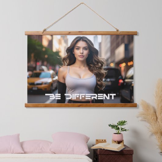 BE DIFFERENT HANGEND WANDKLEED (Slaapkamer)