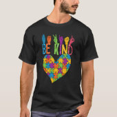 Be Kind Sign Language Heart Puzzle Piece Teachers  T-shirt (Voorkant)