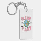 Be Kind to Our Planet 💚 Sleutelhanger (Voorkant Links)