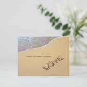 Beach and Love Quote Wedding Invitation Kaart (Staand voorkant)
