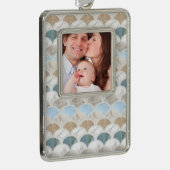 beach aqua blue white marble pastel mermaid scales verzilverd kader ornament (Rechts)