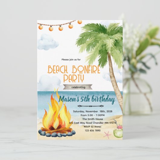 Beach bonfire party theme invitation (Debout devant)