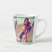 Beach Girl Thunder_Cove Latte Mok (Rechts)