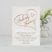 Beach Heart in het zand bruiloft Folie Uitnodiging (Staand Voorkant)