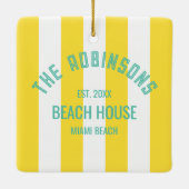 Beach House Custom Naam Geel Cabana Stripe Keramisch Ornament (Achterkant)