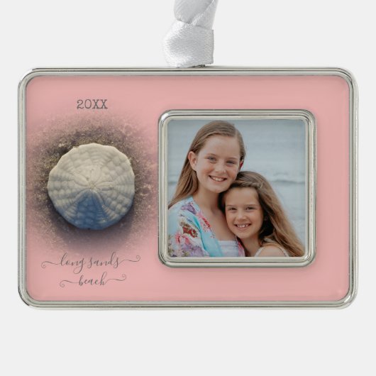 Beach Sand Dollar Roze foto Verzilverd Kader Ornament (Voorkant)