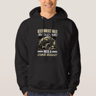 Beach Sand Race Rail Racing Car Oud Man met een Du Hoodie