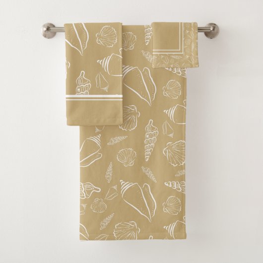 Beach Sand Tan White Seashell Bad Handdoek (Insitu)