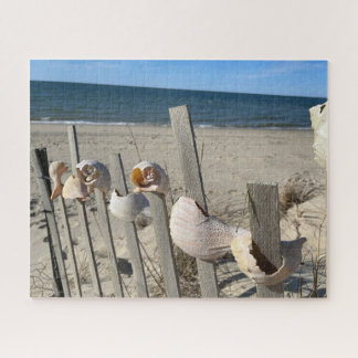 Beach Shells on a Fence by the Ocean Puzzle Legpuzzel