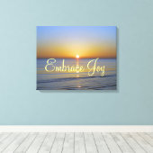 Beach Sunrise: Omarm vreugde bevestiging Canvas Afdruk (Insitu (Houten vloer))