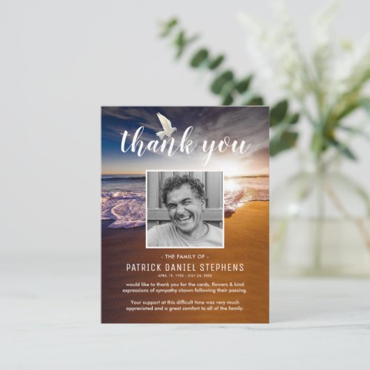 Beach Sunset Funeral Bedankkaart (Staand voorkant)