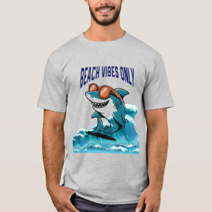 Beach Vibes Only – Koele haai met zonnebril T-shirt