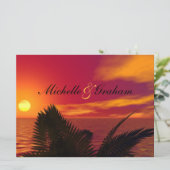 Beach Wedding Invitation at Sunrise Kaart (Staand voorkant)