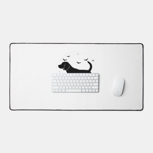 Beagle Dog - Halloween Moon Silhouette Oversized T Bureaumat (Keyboard & Muis)