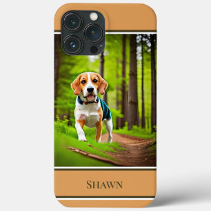 Beagle Dog in Bossen Rustisch iPhone 13 Pro Max Hoesje