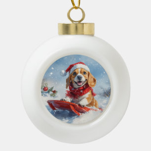 Beagle Dog in Sledge Laat het Sneeuw Kerstmis Keramische Bal Ornament