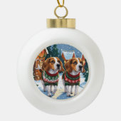 Beagle Dogs Christmas Snow Holiday Keramische Bal Ornament (Voorkant)