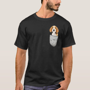 Beagle in de borstzak voor hondenbezitters t-shirt