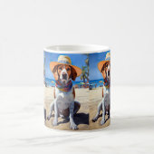 Beagle op het strand, zomercadeau voor hondenliefh koffiemok (Center)
