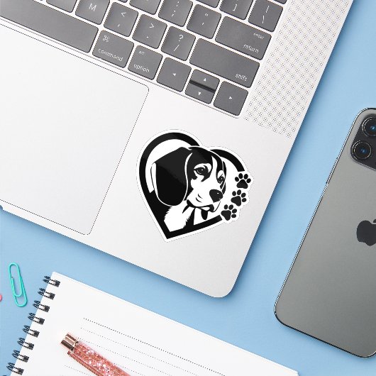 Beagle Sticker (Laptop met iPhone)