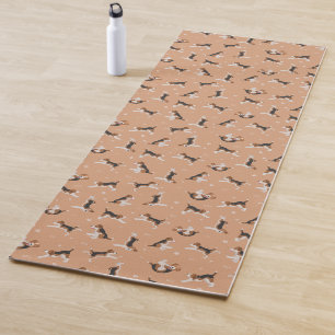 Beagle yoga pose yogamat