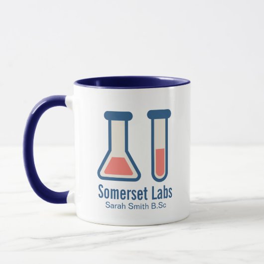 Beaker & Test Tube Science Geëerd Mok (Links)