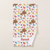 Bear mignonne et feuille Baby Girl Nom personnalis (Serviette à main)