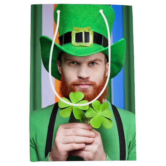 Bearded Iers Man met vierbladige klavers Medium Cadeauzakje (Voorkant)