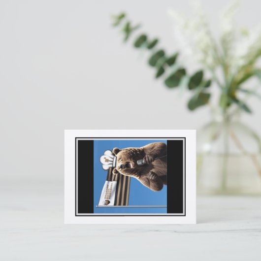 Beared Baker Banter Cartes de trading : Bear Drape (Debout devant)