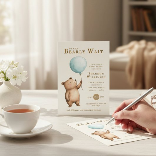 Bearly Wait blue Balloon Baby Shower QR Code  Kaart