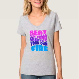 Beat the fomo - pinky paars typografie t-shirt