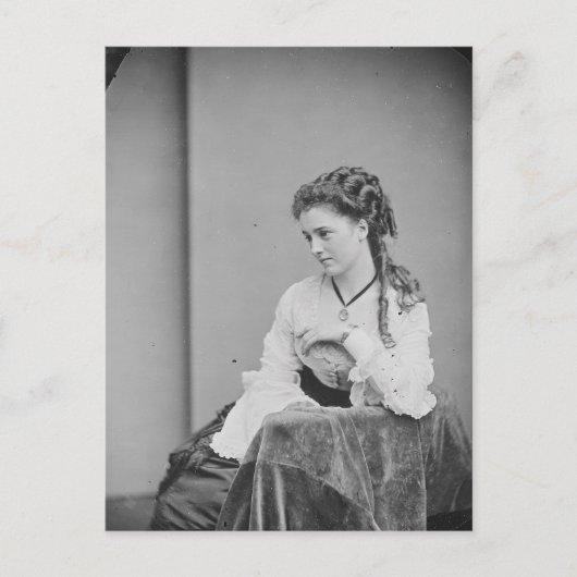 Beatiful onbekende vrouw uit het burgeroorlog-tijd briefkaart (Voorkant)