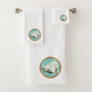 Beau cygne blanc dans une eau bleu turquoise